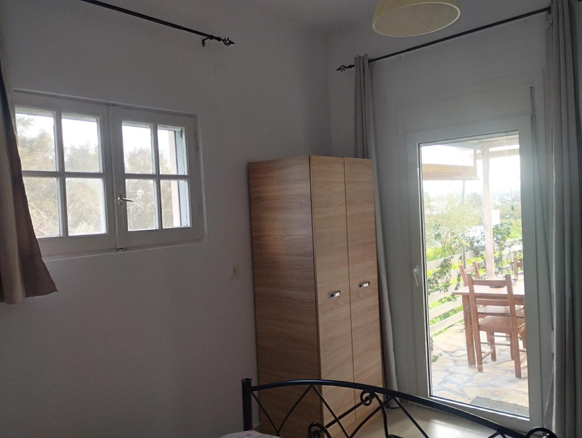 Apartmán Spiti Lou Notos Exteriér fotografie